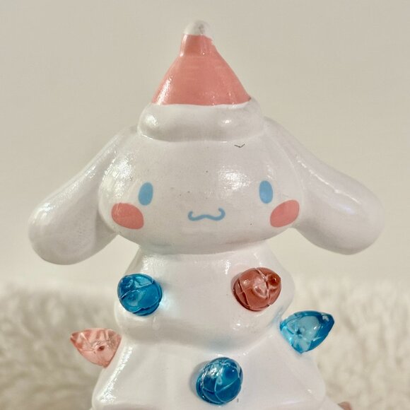 6" Collectable CINNAMOROLL Ceramic Christmas Tree - NEW IN BOX - Picture 1 of 8